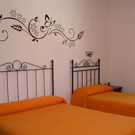 Hotel Cortijo Gallos 2*