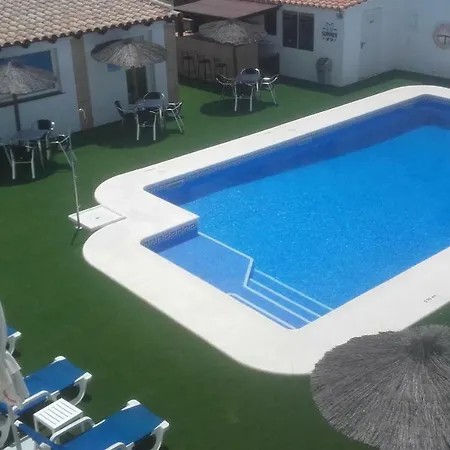 Cortijo Gallos 2*